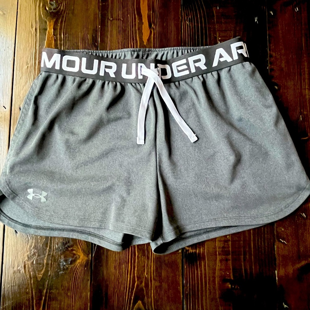 Youth girls Under Armour shorts